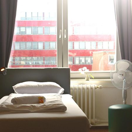 Hostel City Sued Гамбург Экстерьер фото